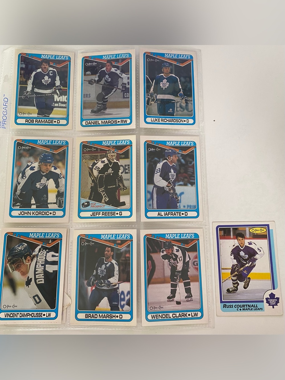 Vintage Toronto Maple Leafs Hockey Cards